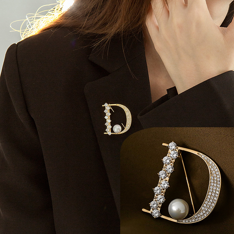 Embroidery Letter M - Luxe Strass Letter D Broches voor