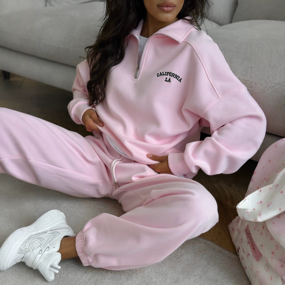 Embroidery Letter - Sportieve stijl hoodie met geborduurde letters,