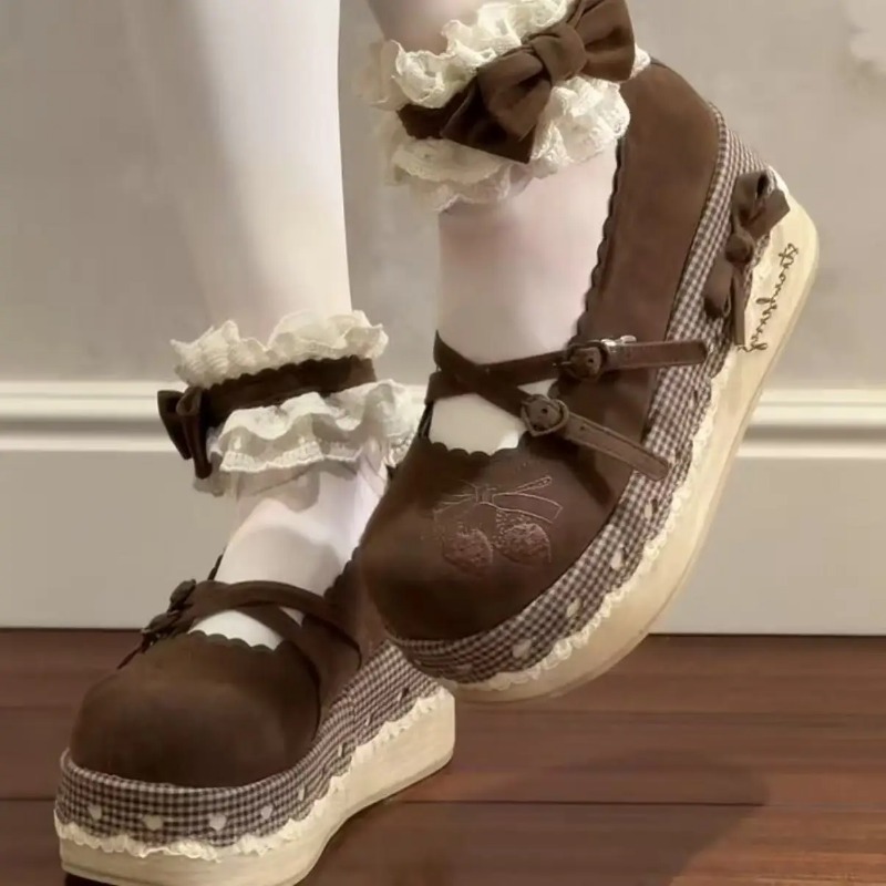 Lolita High Heels Verhogende S - Embroidery Canvas recensie en prijs
