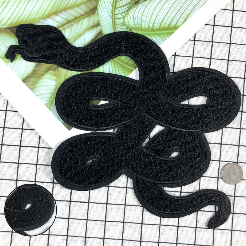 1Pc Black Snake Borduurpatch O - Embroidery Alpha recensie en prijs