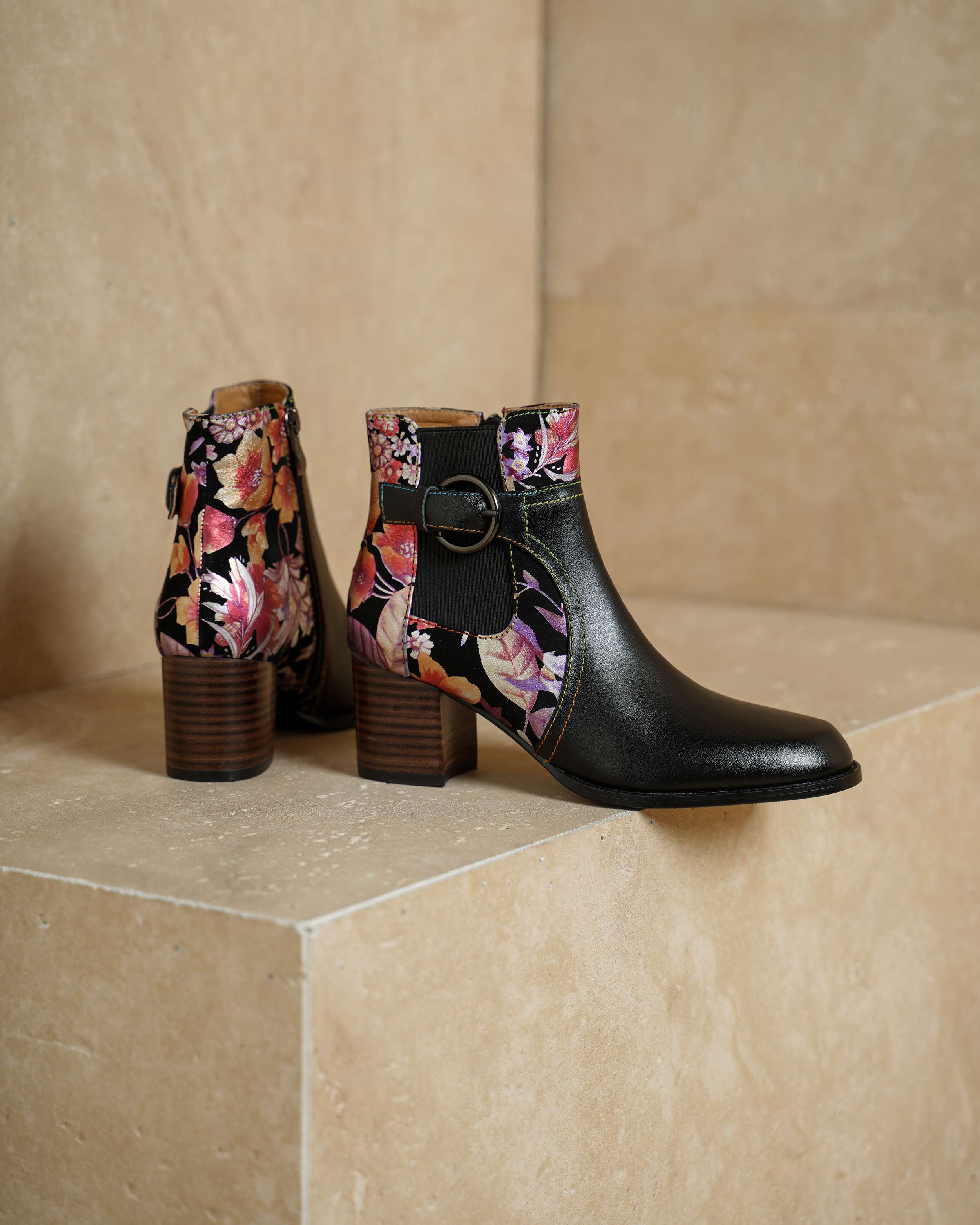 Plus Size 33-43 Koeienhuidprin - Embroidery Flower recensie en prijs