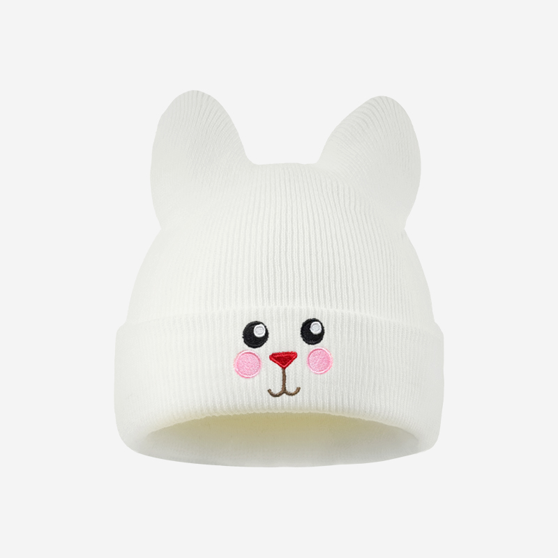 Zachte kindermuts met kattenor - Embroidery Letter recensie en prijs